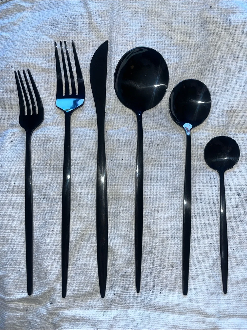 Mirrored Black 6-Piece Service Flatware Set - Sleek Modern Cutlery